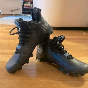 NWOT New Balance Freez3 Black Lacrosse Cleats sz 7 / eu 40